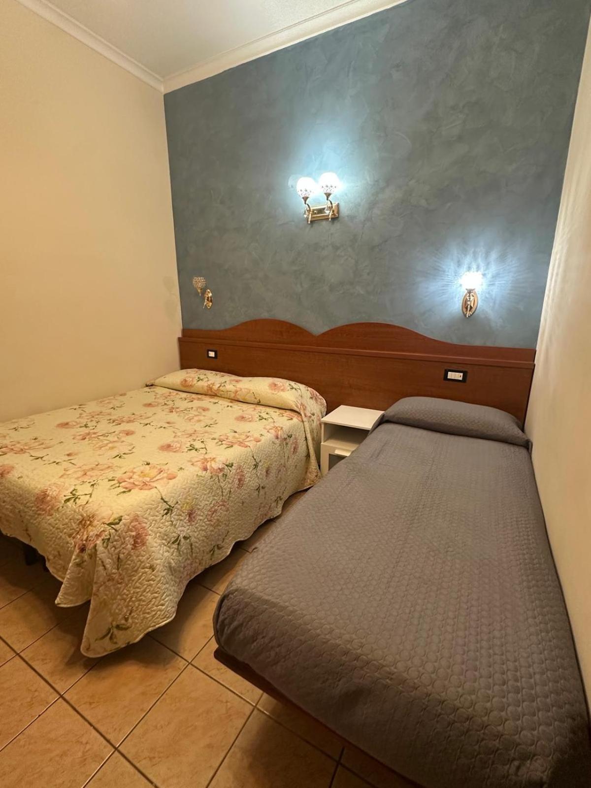 Near Termini Station Hotel Rome Exterior photo